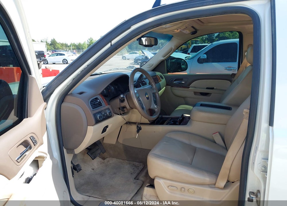 2014 CHEVROLET TAHOE LTZ VIN: 1GNSKCE03ER181005