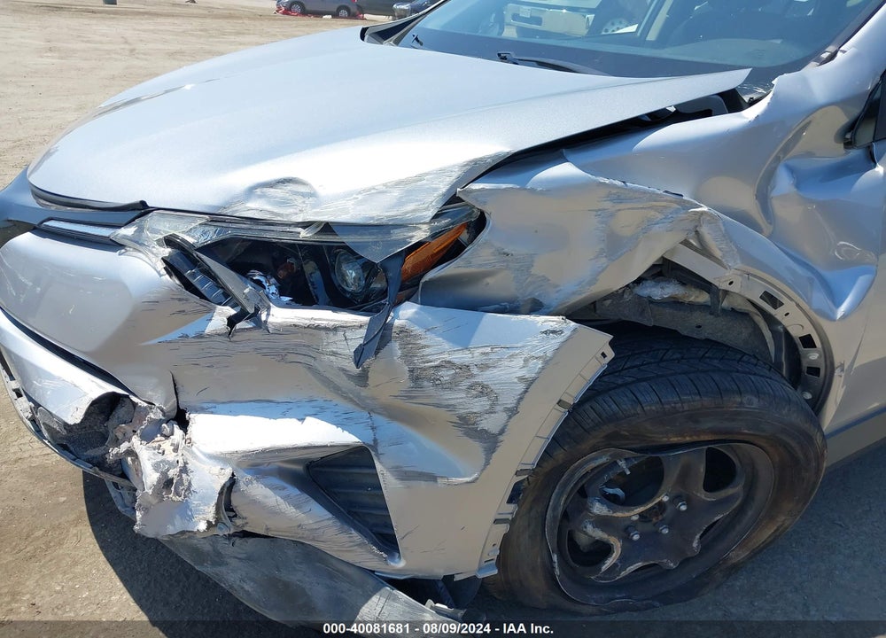 2018 TOYOTA RAV4 LE VIN: JTMZFREV8JJ163814