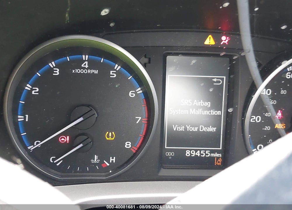 2018 TOYOTA RAV4 LE VIN: JTMZFREV8JJ163814