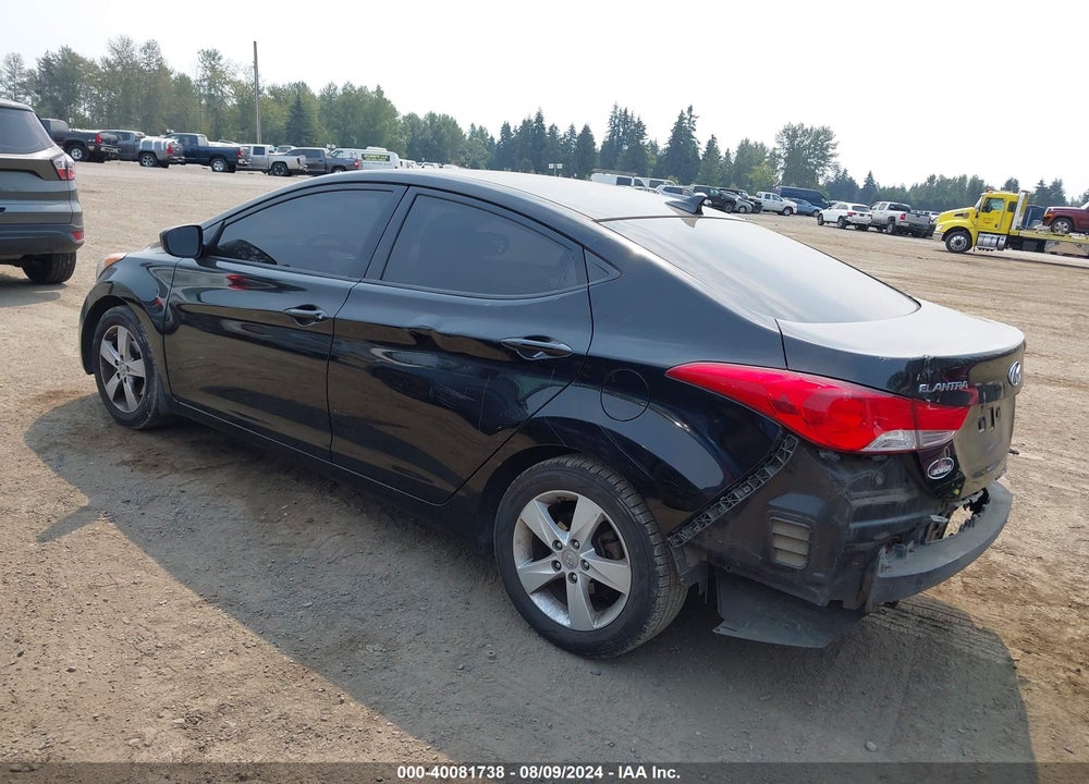 2013 HYUNDAI ELANTRA GLS VIN: KMHDH4AE4DU796130