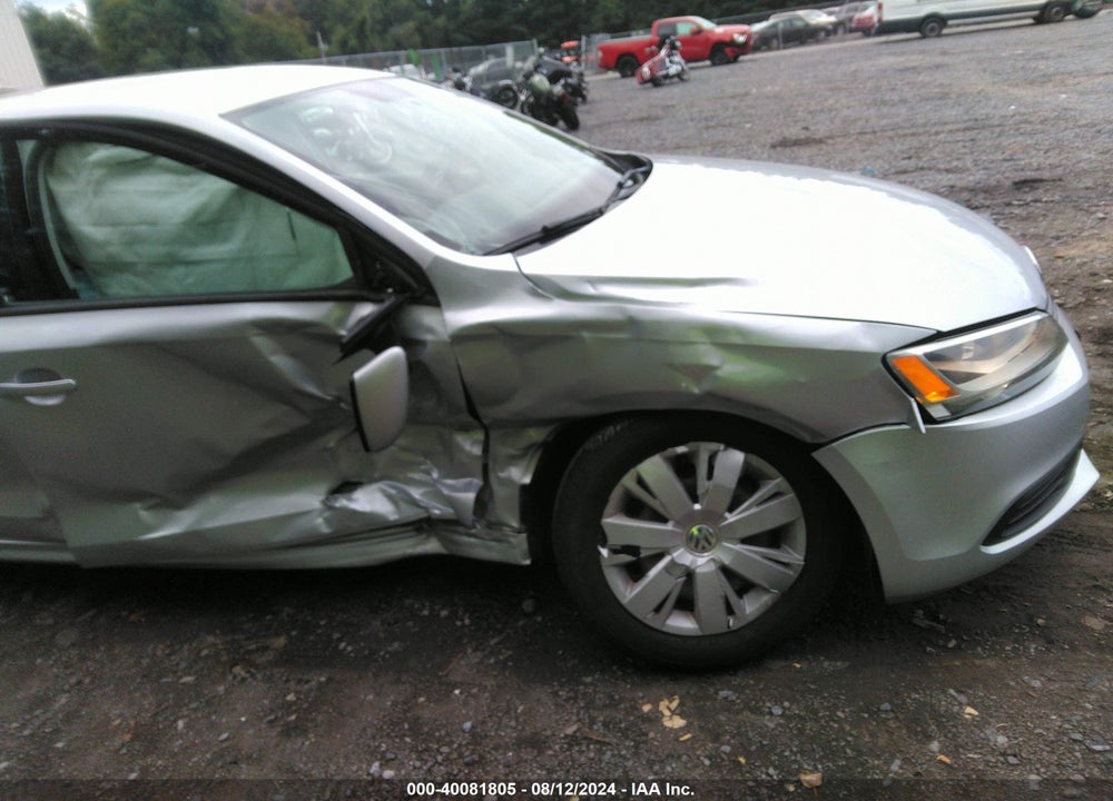 2014 VOLKSWAGEN JETTA 1.8T SE VIN: 3VWD17AJ8EM222768