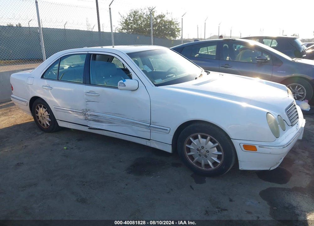 2000 MERCEDES-BENZ E 320 VIN: WDBJF65J5YB027345