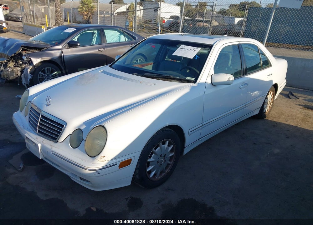 2000 MERCEDES-BENZ E 320 VIN: WDBJF65J5YB027345