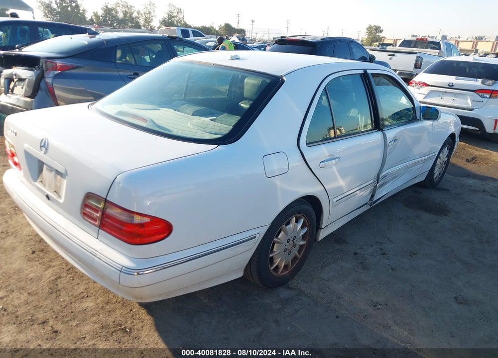 2000 MERCEDES-BENZ E 320 VIN: WDBJF65J5YB027345