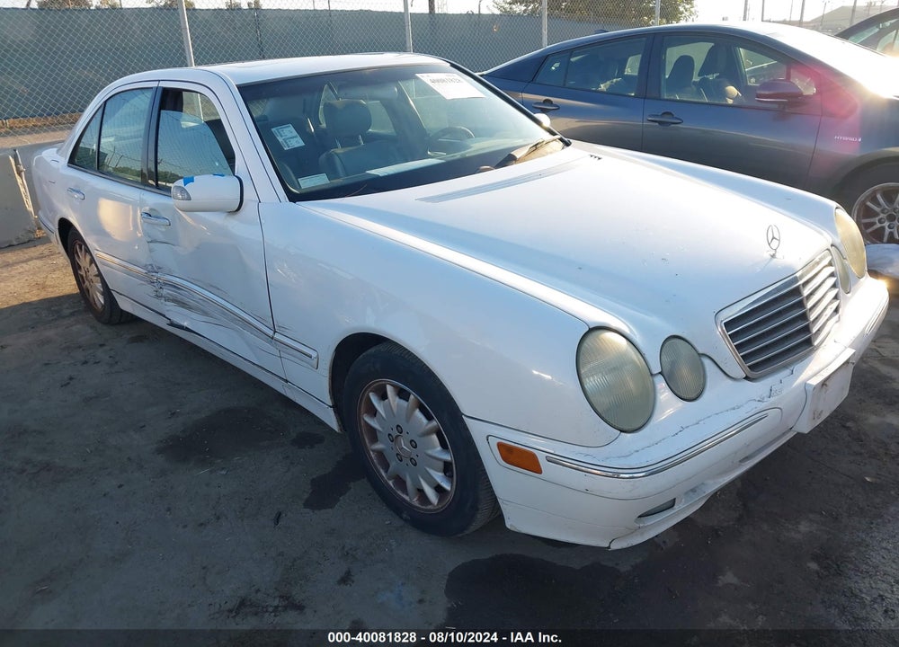 2000 MERCEDES-BENZ E 320 VIN: WDBJF65J5YB027345