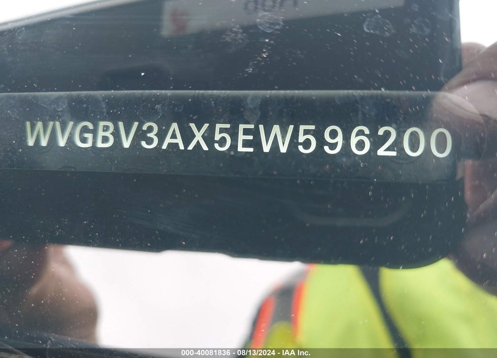 2014 VOLKSWAGEN TIGUAN SEL VIN: WVGBV3AX5EW596200
