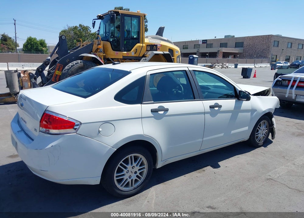 2011 FORD FOCUS SE VIN: 1FAHP3FNXBW198241