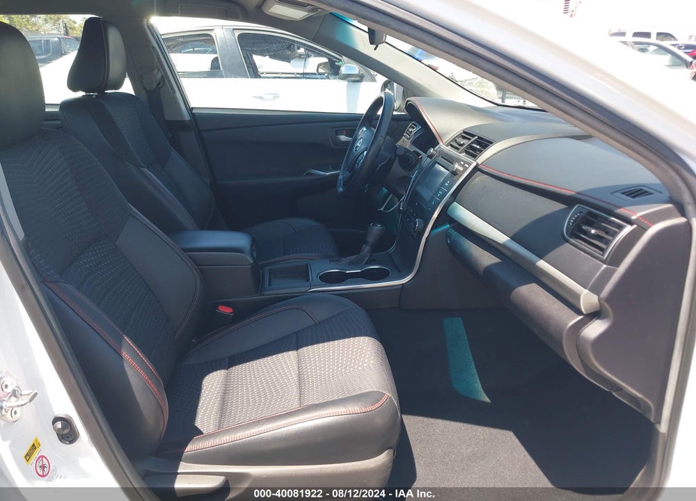 2015 TOYOTA CAMRY SE VIN: 4T1BF1FK0FU043742