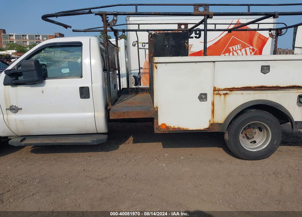 2012 FORD F-350 CHASSIS XL VIN: 1FDRF3GT3CEA37974