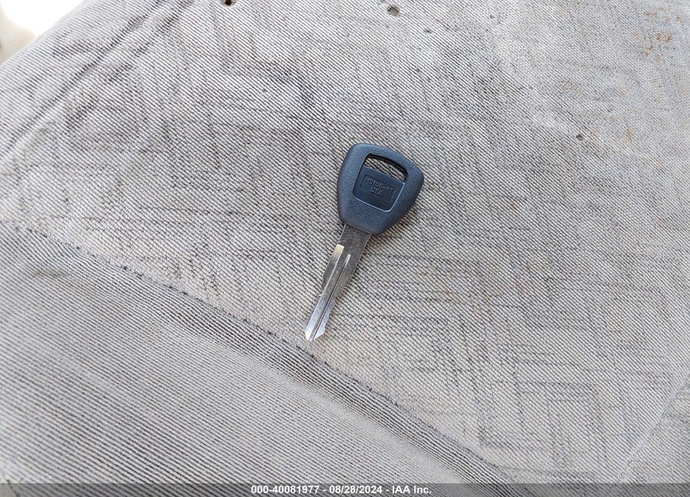2002 HONDA CIVIC LX VIN: 1HGEM22542L088956