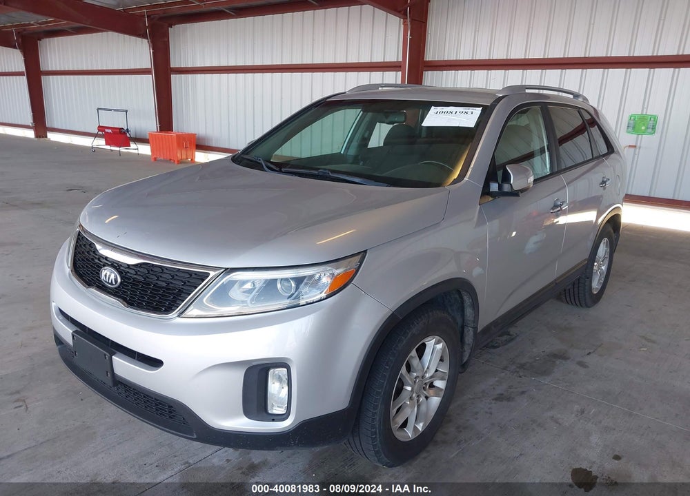 2014 KIA SORENTO LX VIN: 5XYKT4A60EG512224