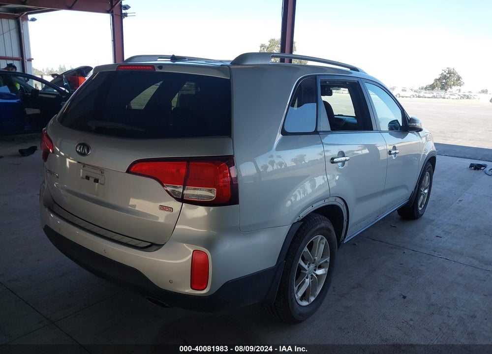 2014 KIA SORENTO LX VIN: 5XYKT4A60EG512224