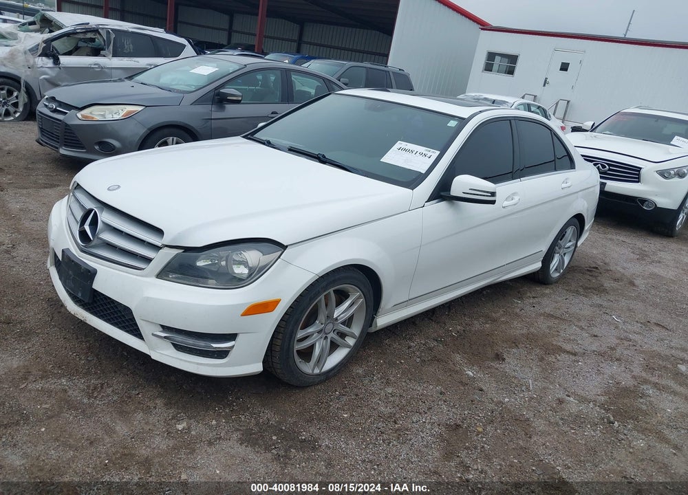 2013 MERCEDES-BENZ C 300 LUXURY 4MATIC/SPORT 4MATIC VIN: WDDGF8ABXDR269805