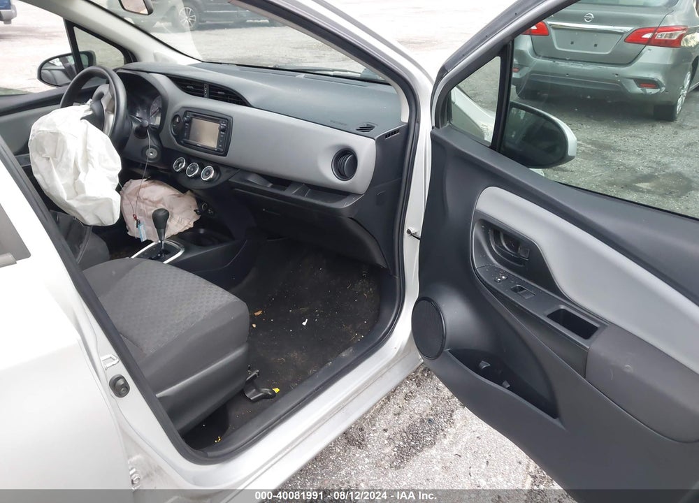 2015 TOYOTA YARIS L VIN: VNKKTUD32FA021566