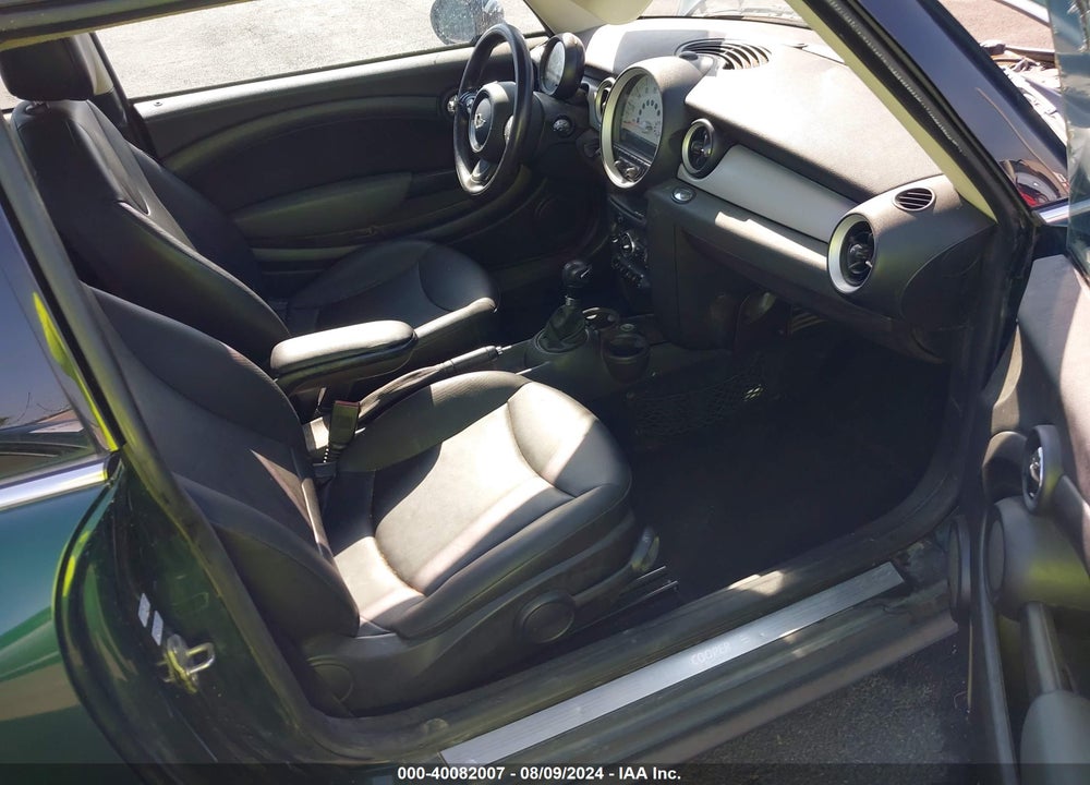 2012 MINI COOPER VIN: WMWSU3C52CT259403