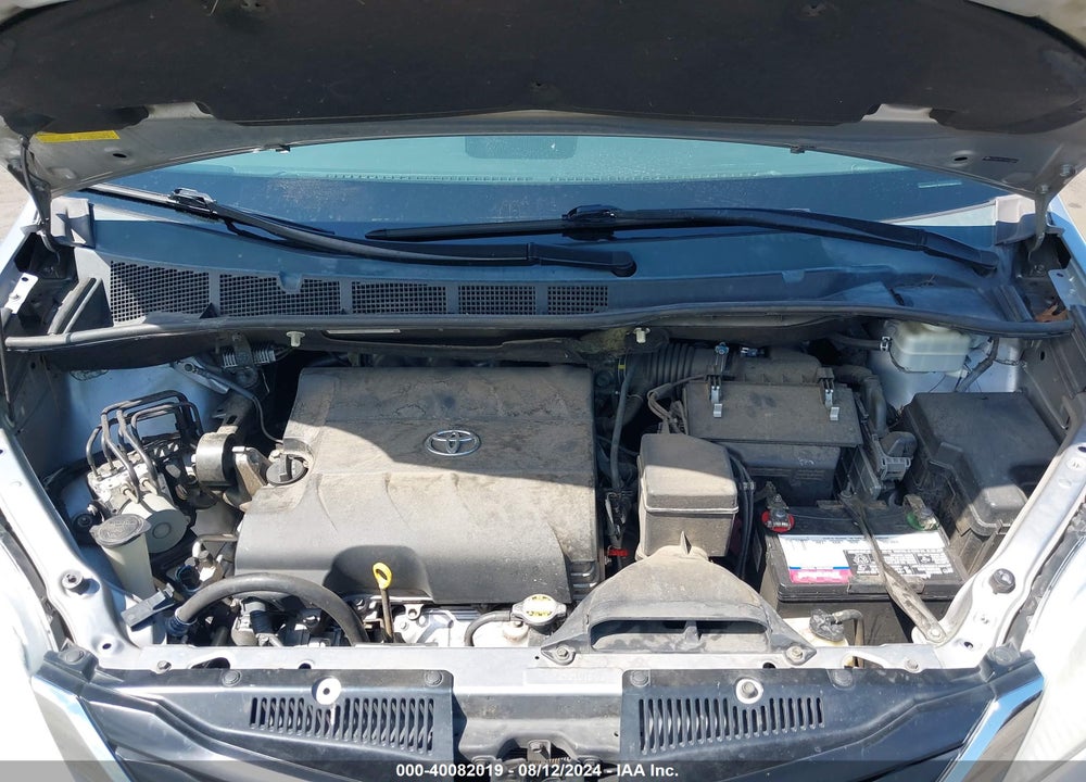 2012 TOYOTA SIENNA LE V6 8 PASSENGER VIN: 5TDKK3DC1CS233640