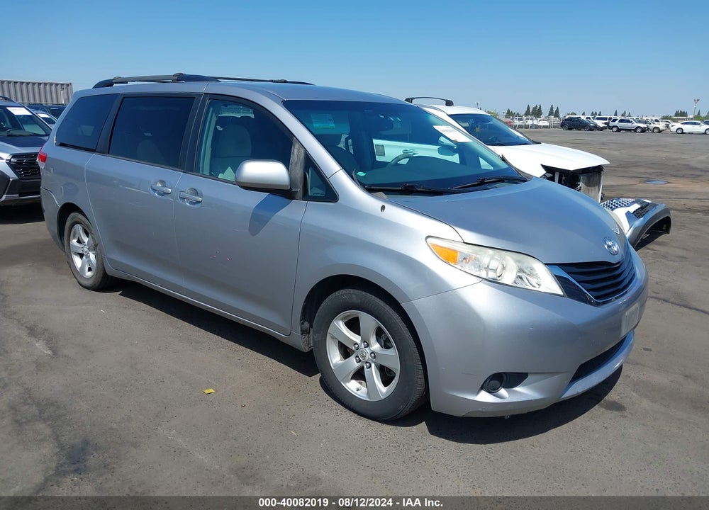 2012 TOYOTA SIENNA LE V6 8 PASSENGER VIN: 5TDKK3DC1CS233640