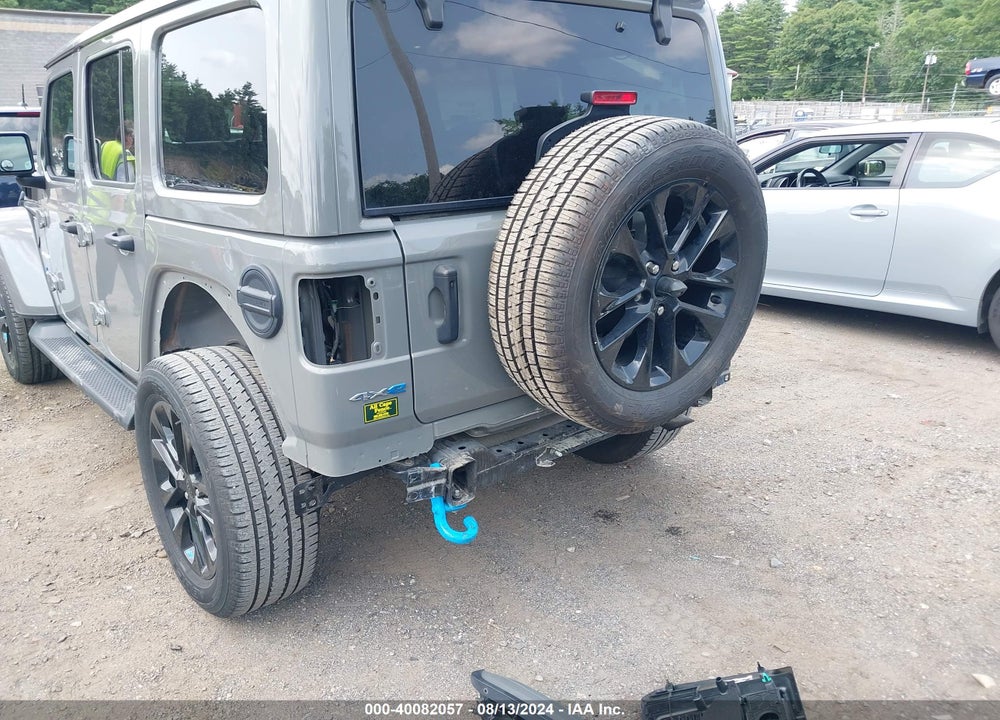 2022 JEEP WRANGLER 4XE UNLIMITED SAHARA 4X4 VIN: 1C4JJXP67NW198231