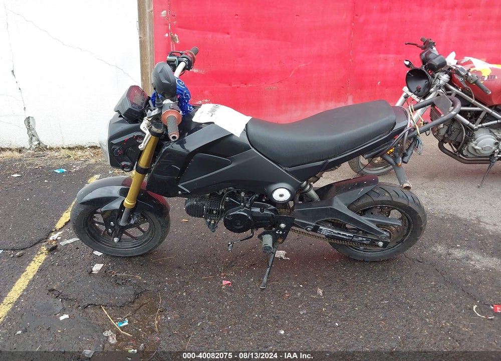2015 HONDA GROM 125 VIN: MLHJC6116F5107102