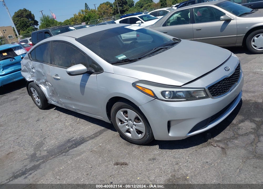 2017 KIA FORTE LX VIN: 3KPFK4A71HE125647