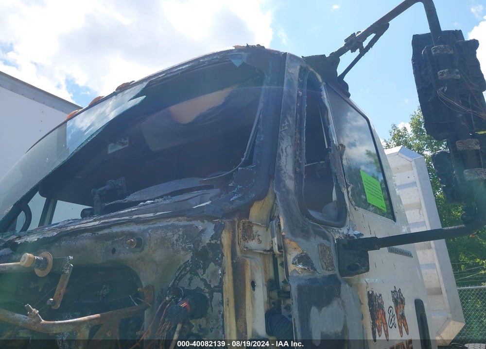 2006 INTERNATIONAL 8600 8600 VIN: 1HSHXSBR26J258505