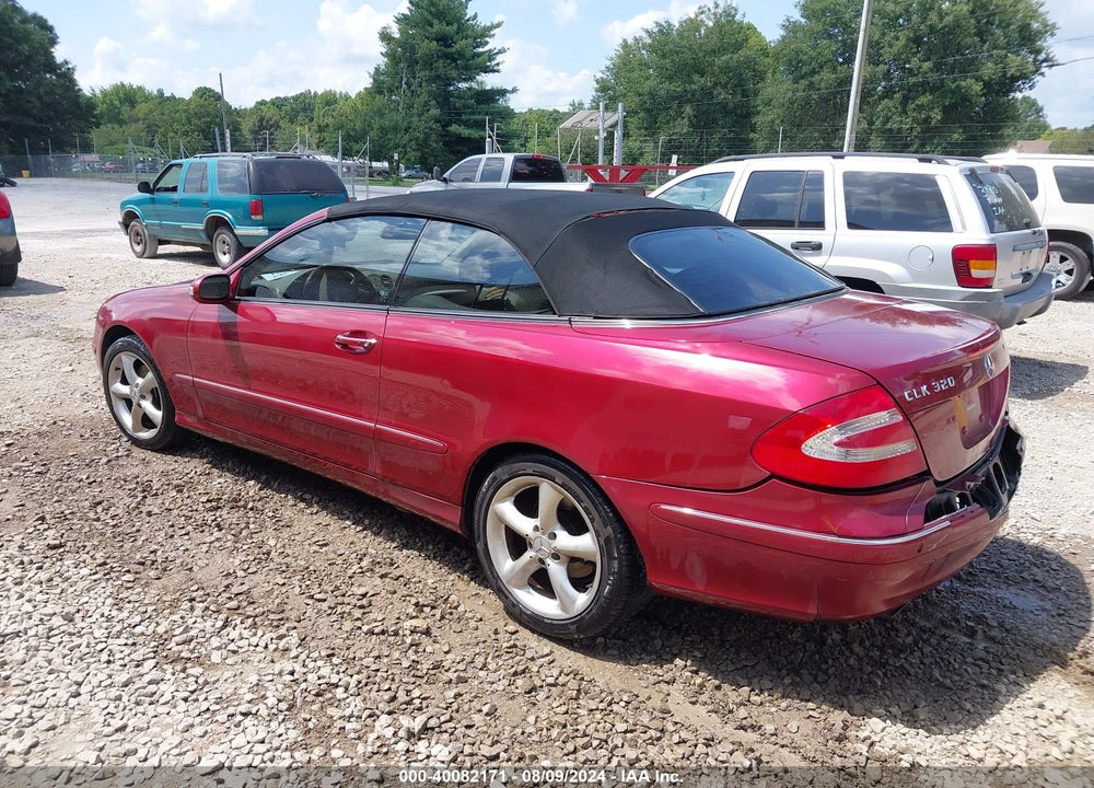 2005 MERCEDES-BENZ CLK 320 VIN: WDBTK65J05F135963
