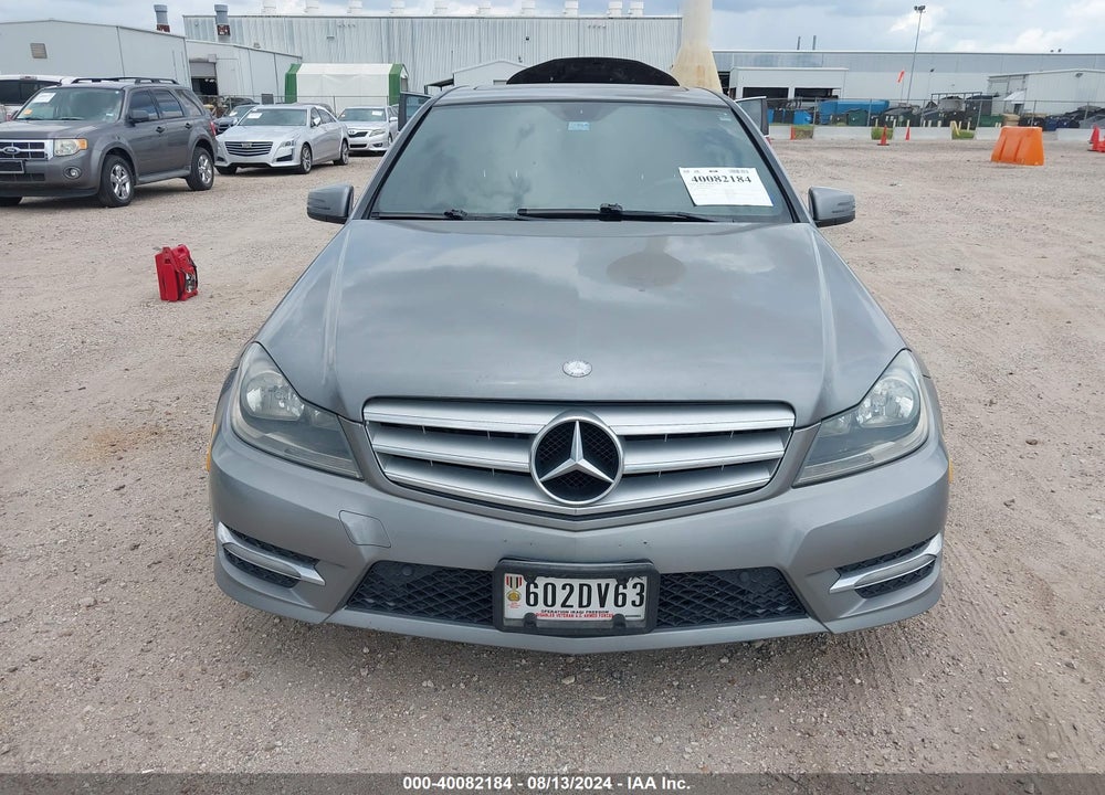 2012 MERCEDES-BENZ C 250 LUXURY/SPORT VIN: WDDGF4HBXCR235277