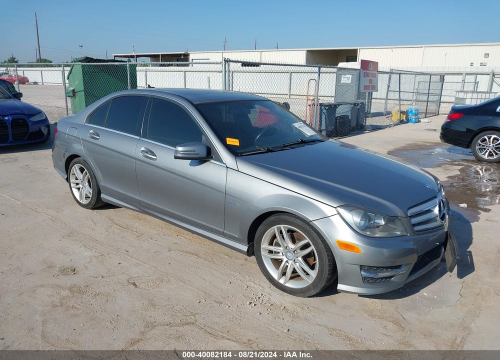 2012 MERCEDES-BENZ C 250 LUXURY/SPORT VIN: WDDGF4HBXCR235277