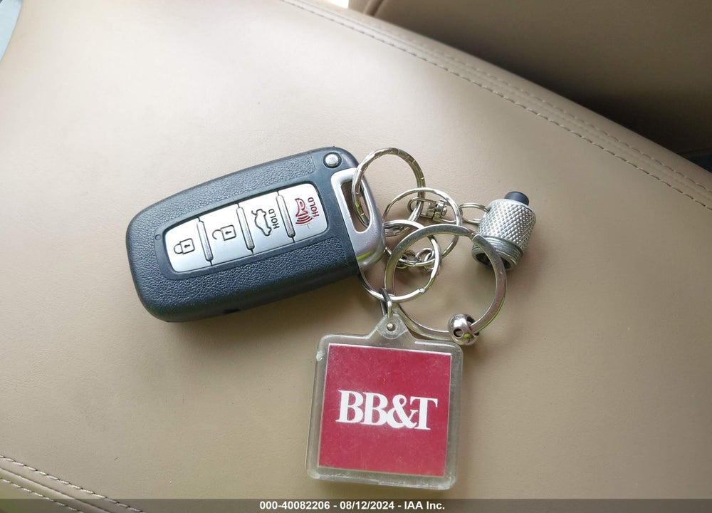 2013 HYUNDAI AZERA VIN: KMHFG4JG5DA210064