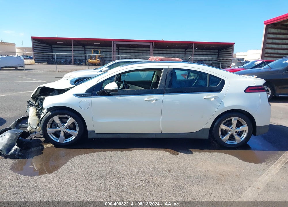 2011 CHEVROLET VOLT VIN: 1G1RD6E41BU102860