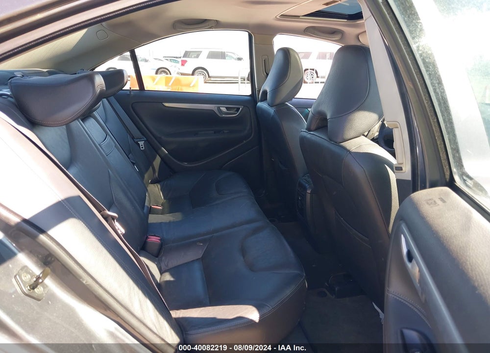 2006 VOLVO S60 2.5T VIN: YV1RH592862510802