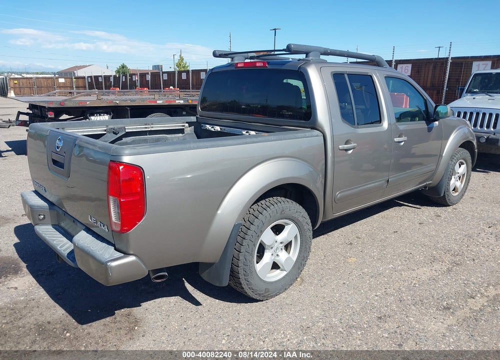 2005 NISSAN FRONTIER LE VIN: 1N6AD07W65C430444