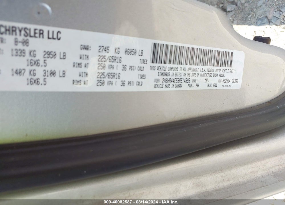 2009 CHRYSLER TOWN & COUNTRY LX VIN: 2A8HR44E59R514895