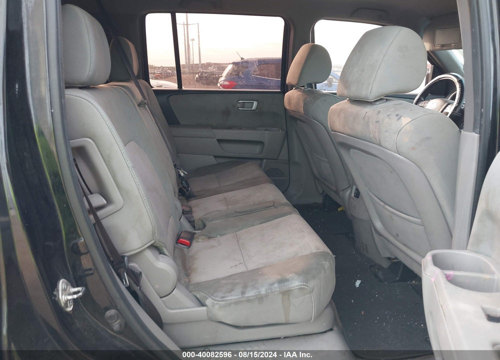 2013 HONDA PILOT EX VIN: 5FNYF3H43DB040185