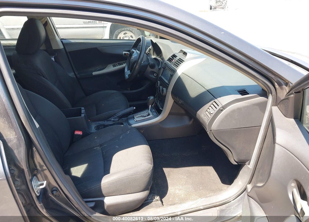 2013 TOYOTA COROLLA S/LE VIN: 2T1BU4EE9DC952550