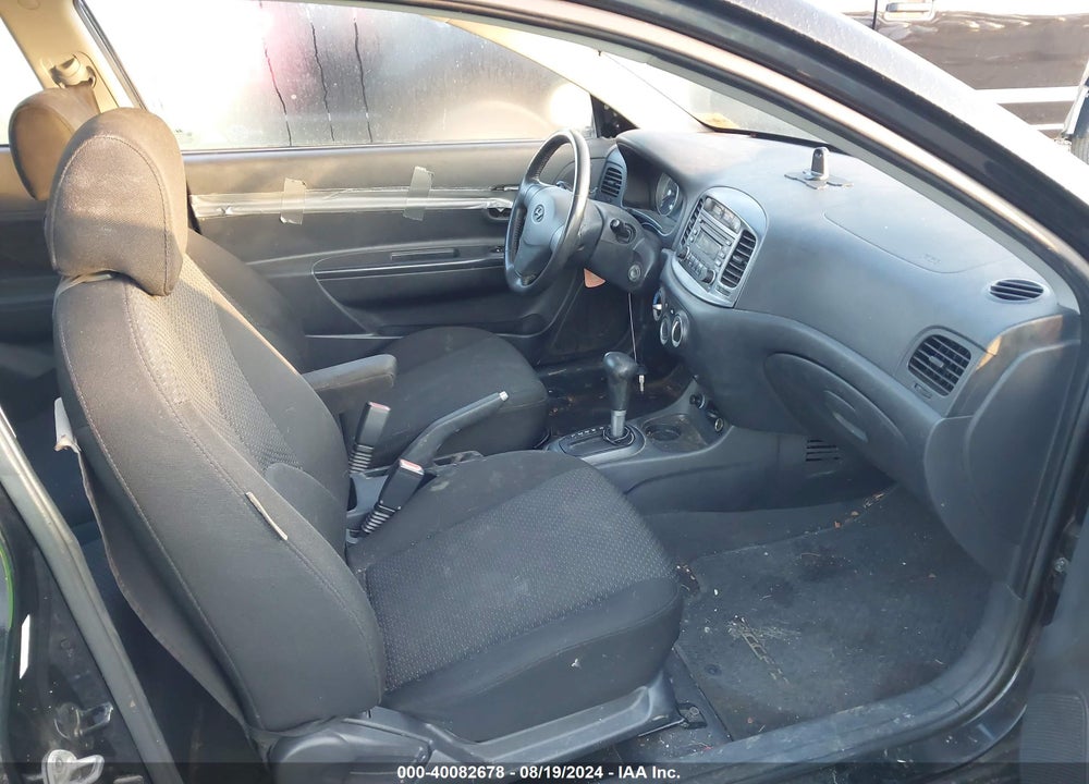 2008 HYUNDAI ACCENT SE VIN: KMHCN36C68U072970