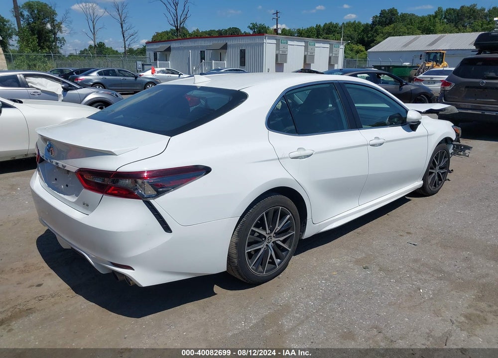 2021 TOYOTA CAMRY SE VIN: 4T1G11AKXMU525661