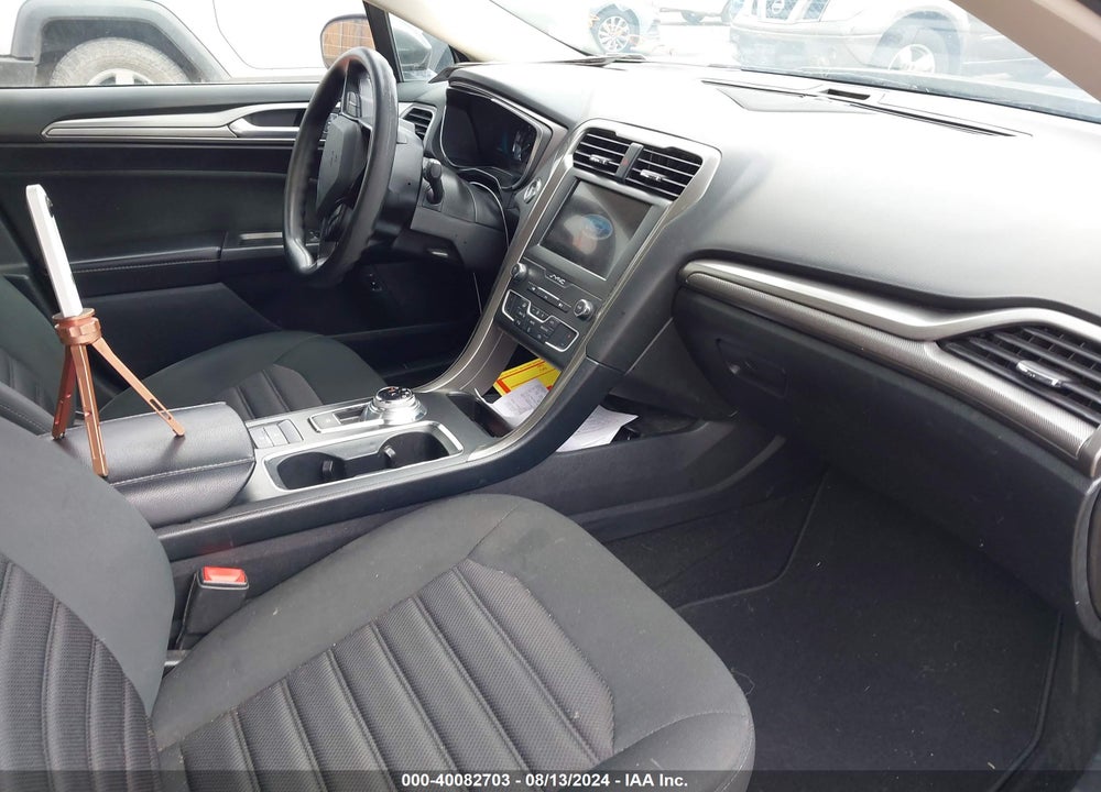 2019 FORD FUSION HYBRID SE VIN: 3FA6P0LU4KR235093