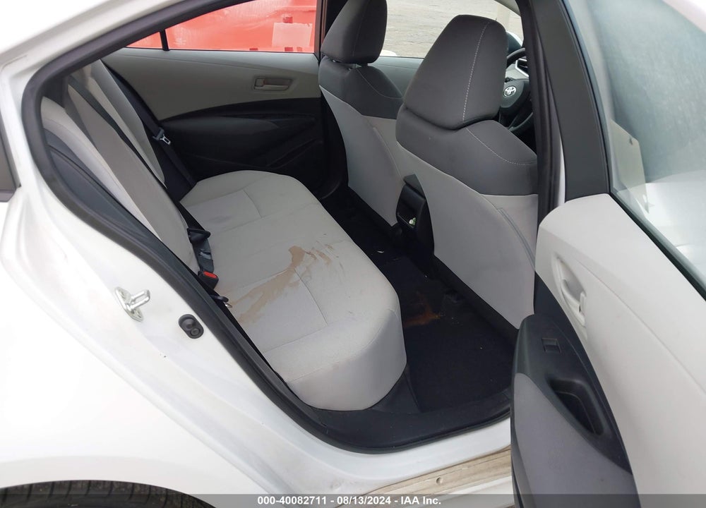 2022 TOYOTA COROLLA LE VIN: 5YFEPMAE0NP328082