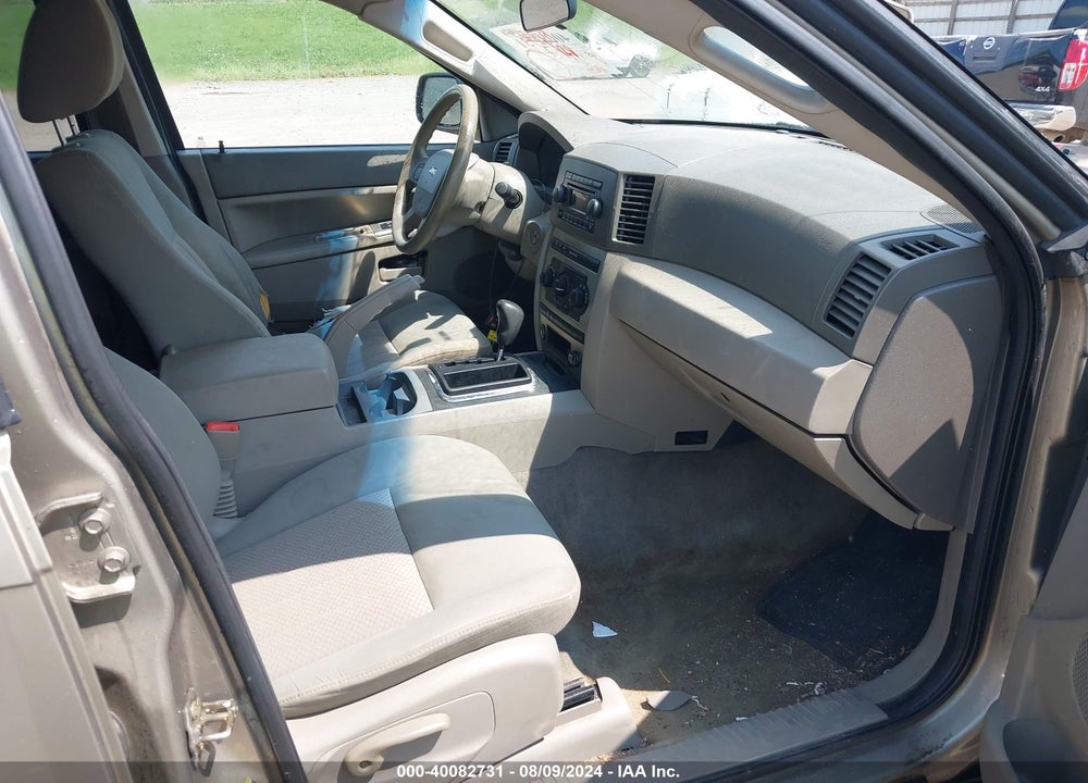 2005 JEEP GRAND CHEROKEE LAREDO VIN: 1J8GR48K95C579568