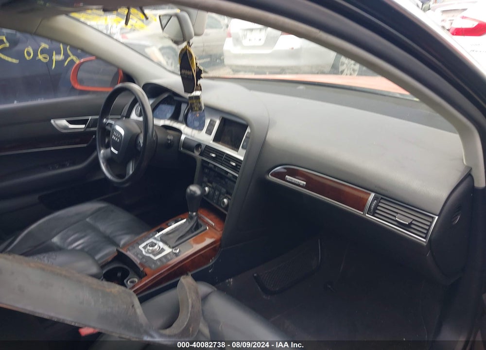 2010 AUDI A6 VIN: WAUKGAFB0AN029728