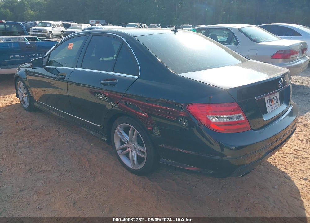 2013 MERCEDES-BENZ C 250 VIN: WDDGF4HB9DR263900