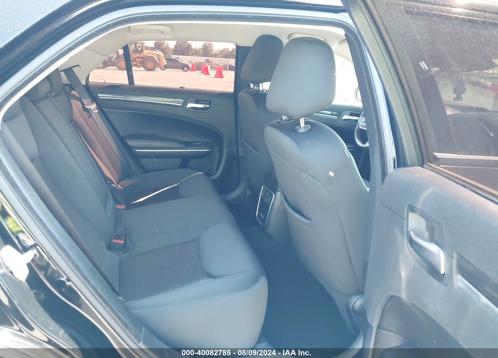 2020 CHRYSLER 300 TOURING VIN: 2C3CCAAG4LH209302