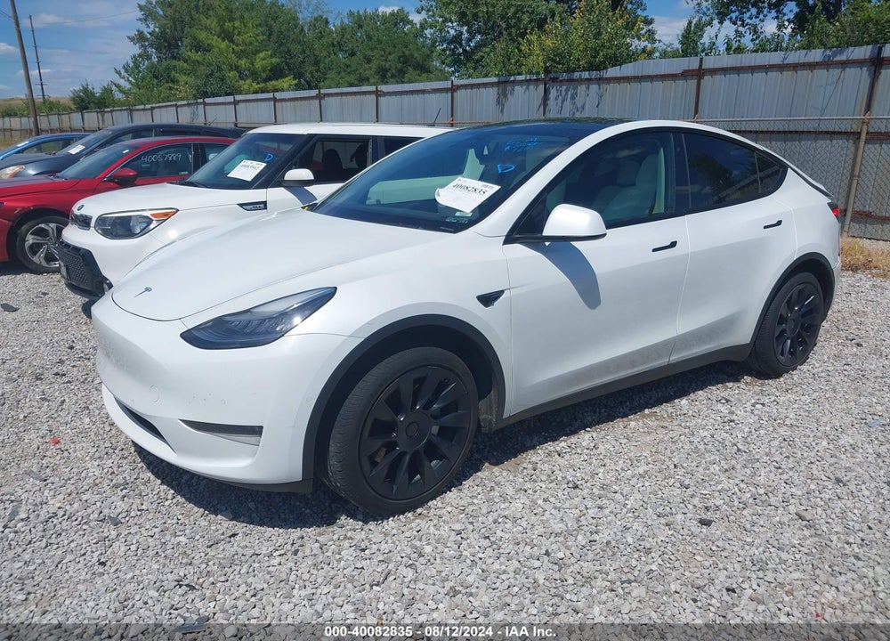 2020 TESLA MODEL Y LONG RANGE DUAL MOTOR ALL-WHEEL DRIVE VIN: 5YJYGDEE0LF039218
