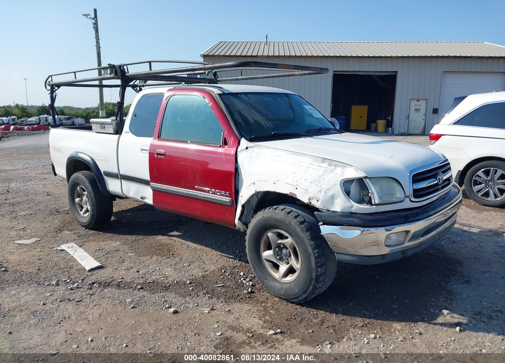 2000 TOYOTA TUNDRA SR5 V8 VIN: 5TBBT4415YS091150