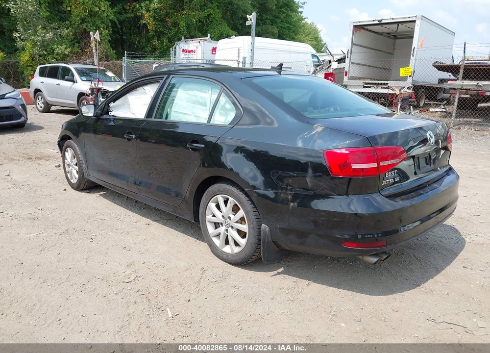 2015 VOLKSWAGEN JETTA 1.8T SE VIN: 3VWD17AJXFM310223