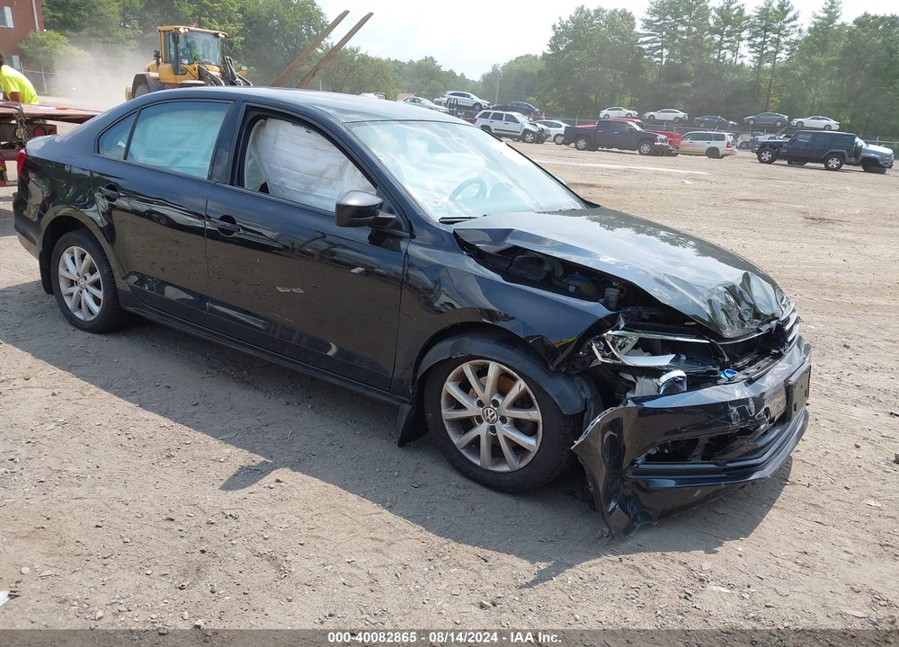 2015 VOLKSWAGEN JETTA 1.8T SE VIN: 3VWD17AJXFM310223