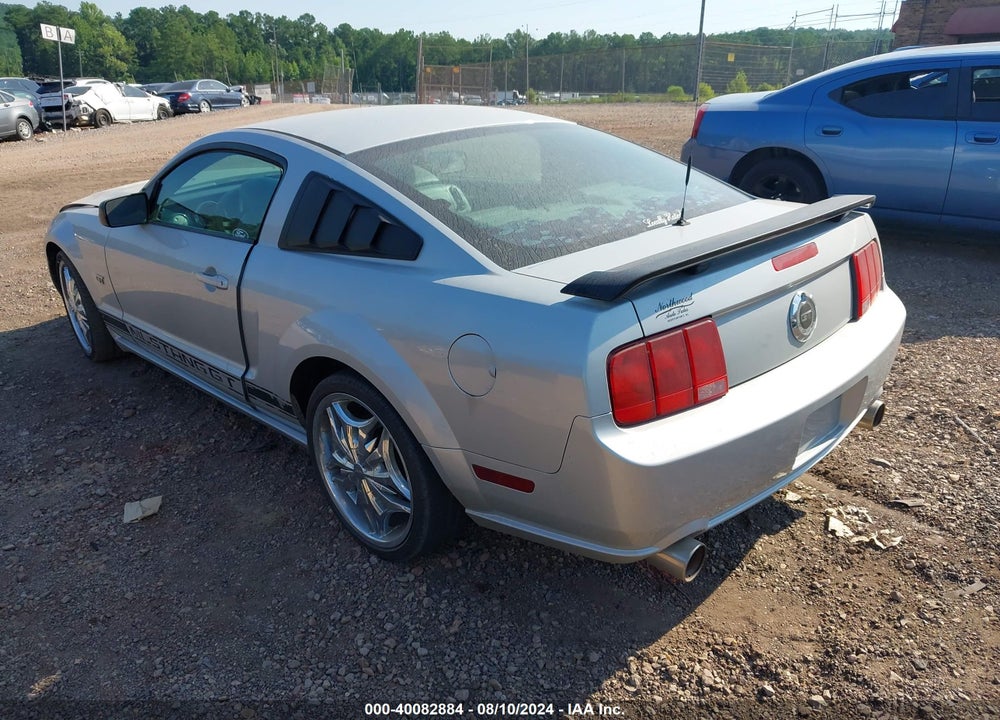2006 FORD MUSTANG GT VIN: 1ZVHT82H965223061