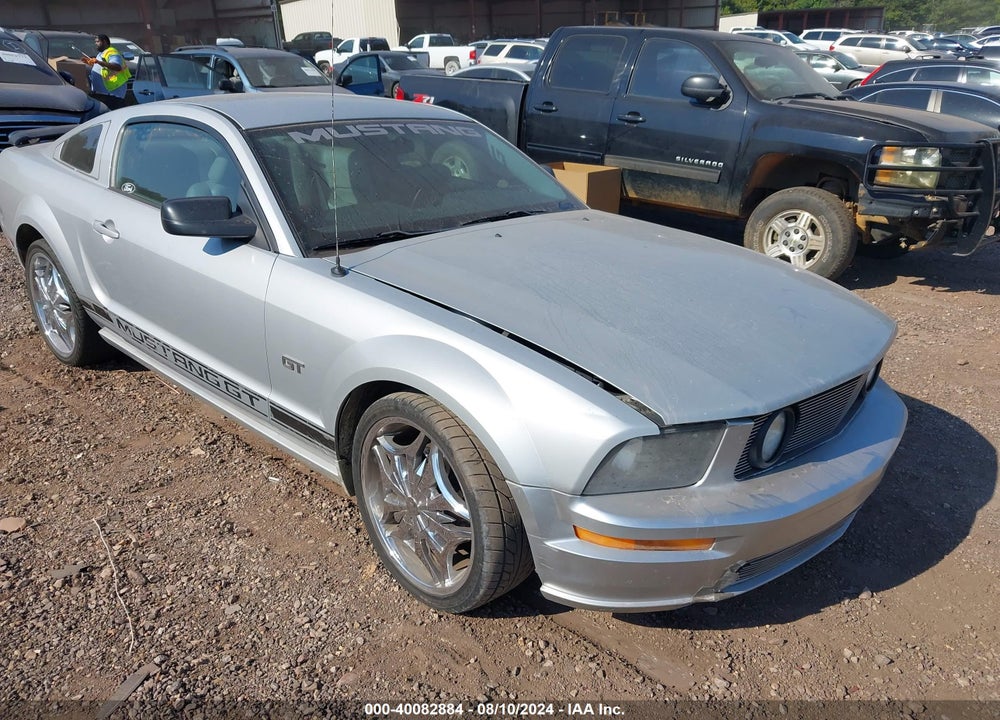 2006 FORD MUSTANG GT VIN: 1ZVHT82H965223061