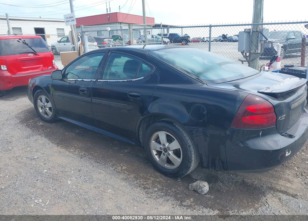 2006 PONTIAC GRAND PRIX VIN: 2G2WP552561130760